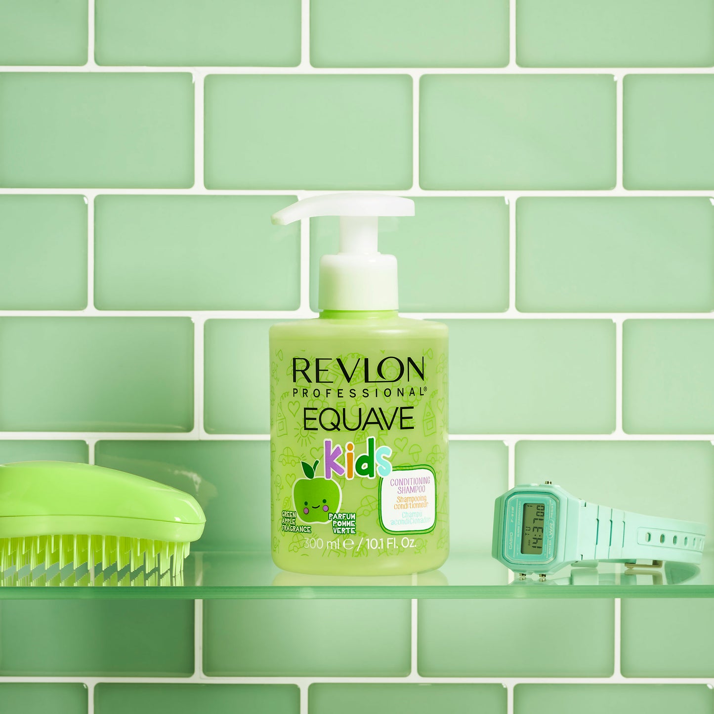 Revlon Equave Kids Conditioning Shampoo10.1oz Gr.Apple 11330