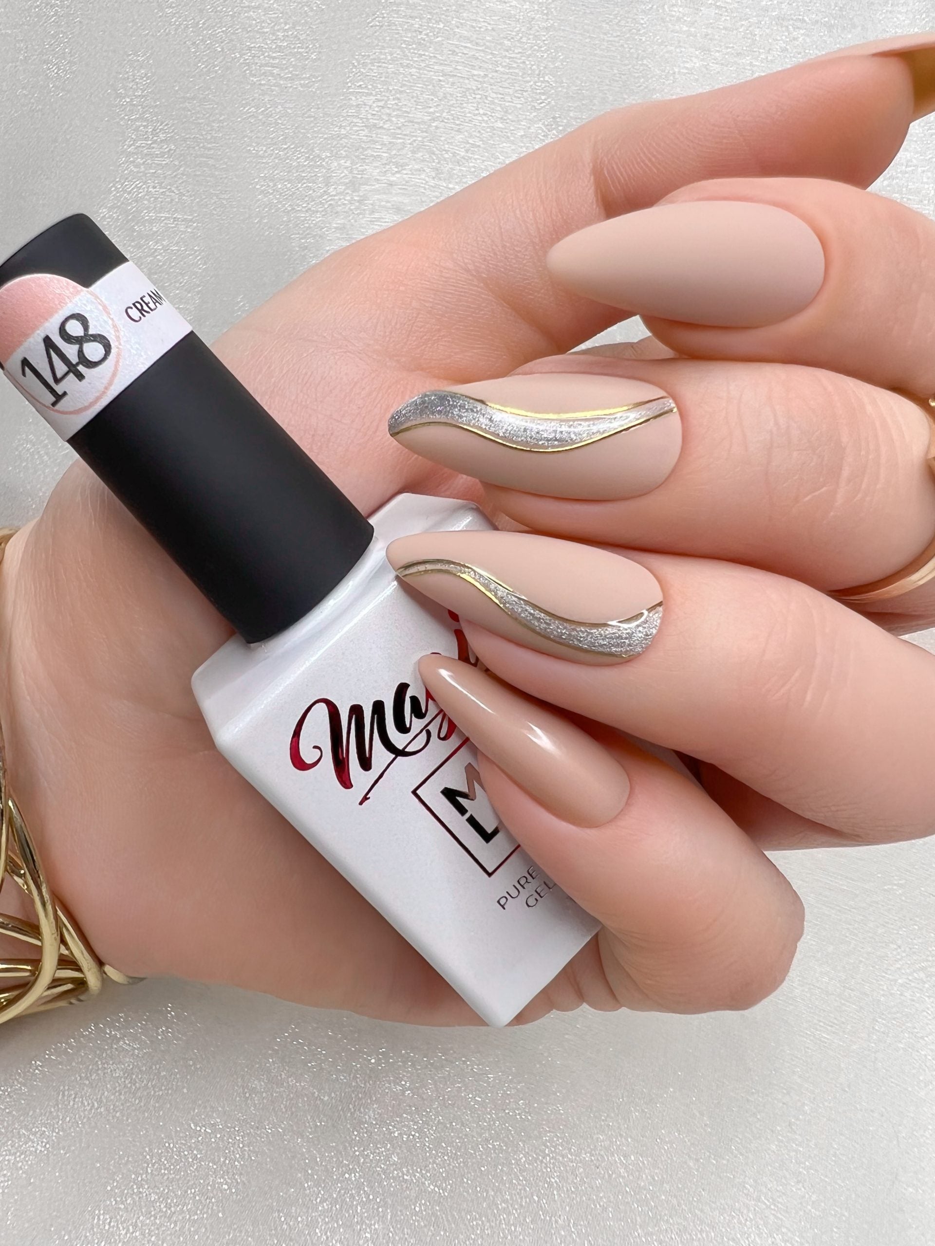Sculpting Long nails