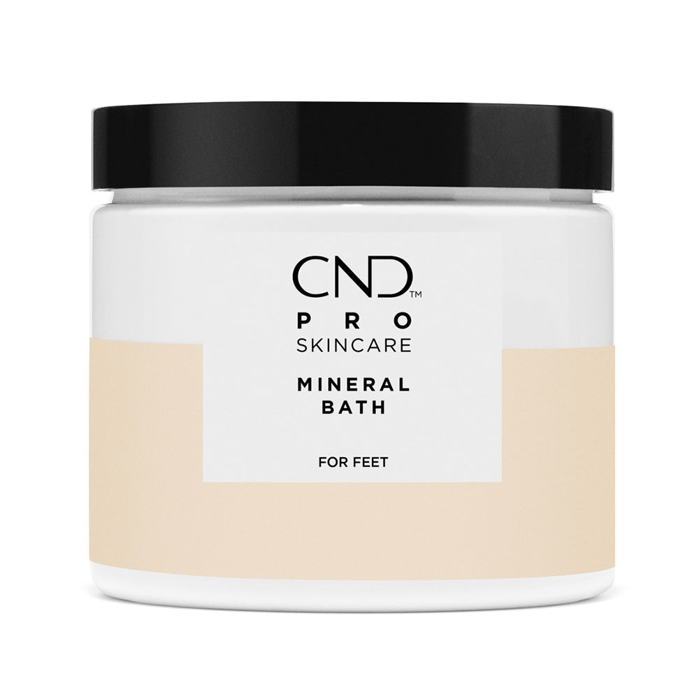CND Pro Skincare Mineral Bath ForFeet 18 fl oz/ 511g00726